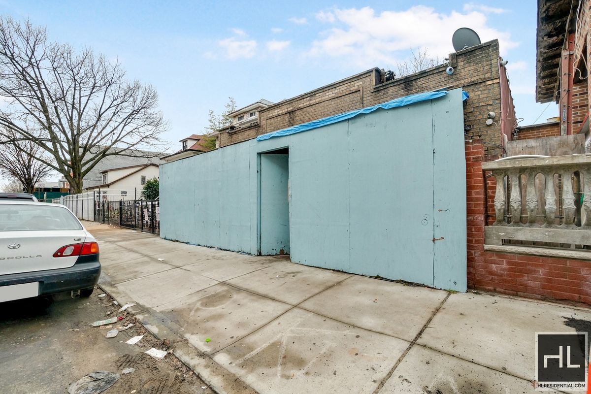 2724 Clarendon #1 Brooklyn, NY 11226