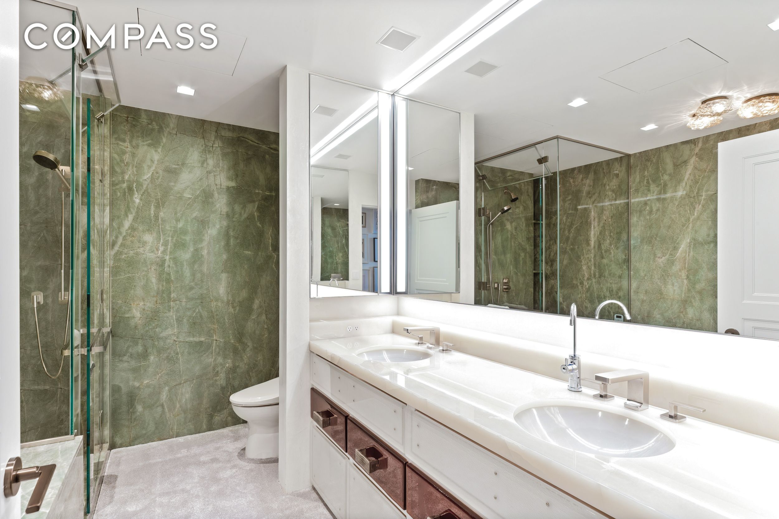 170 E End #8EF Manhattan, NY 10128