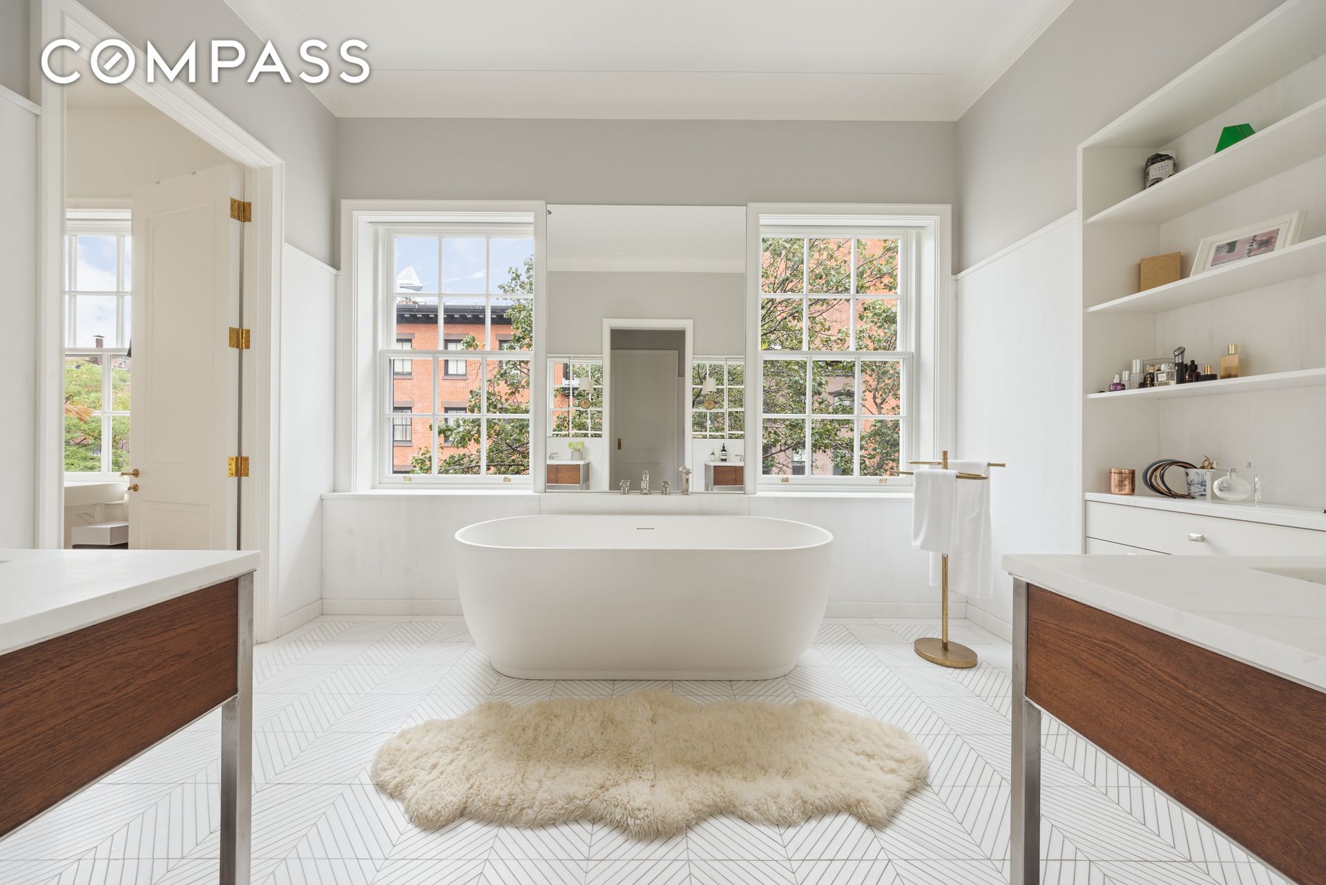 334 W 20th Manhattan, NY 10011