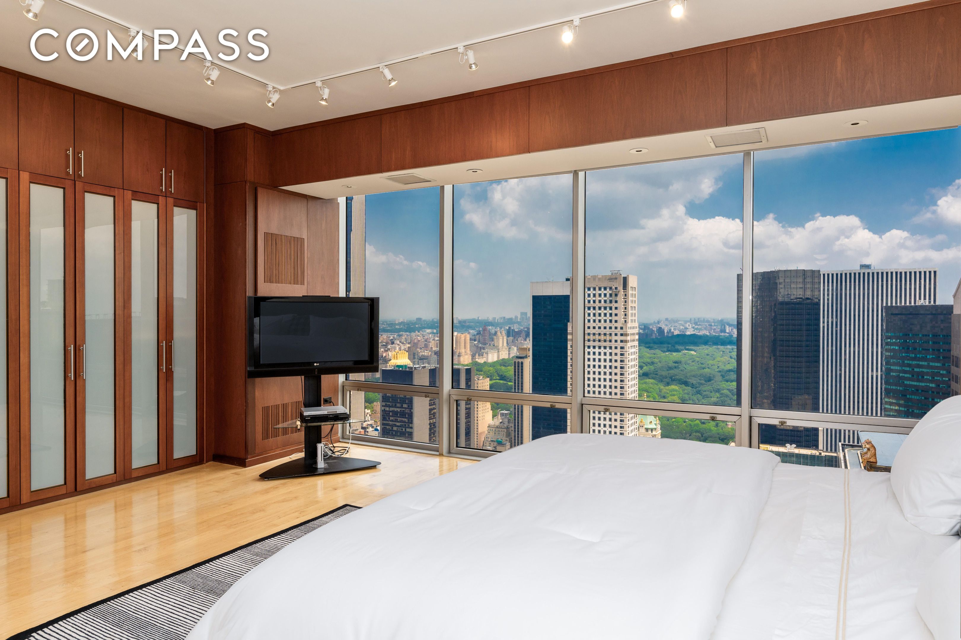 641 5th #49CDE Manhattan, NY 10022