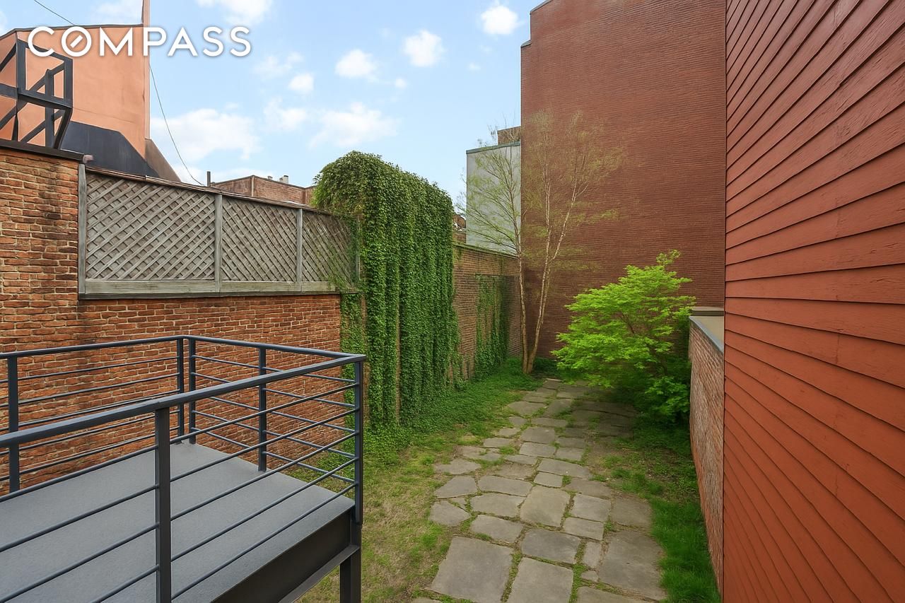 52 Charles Manhattan, NY 10014