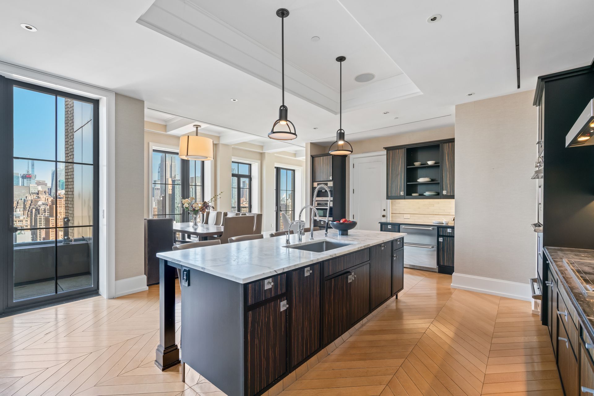 212 W 18th #Penthouse2 Manhattan, NY 10011