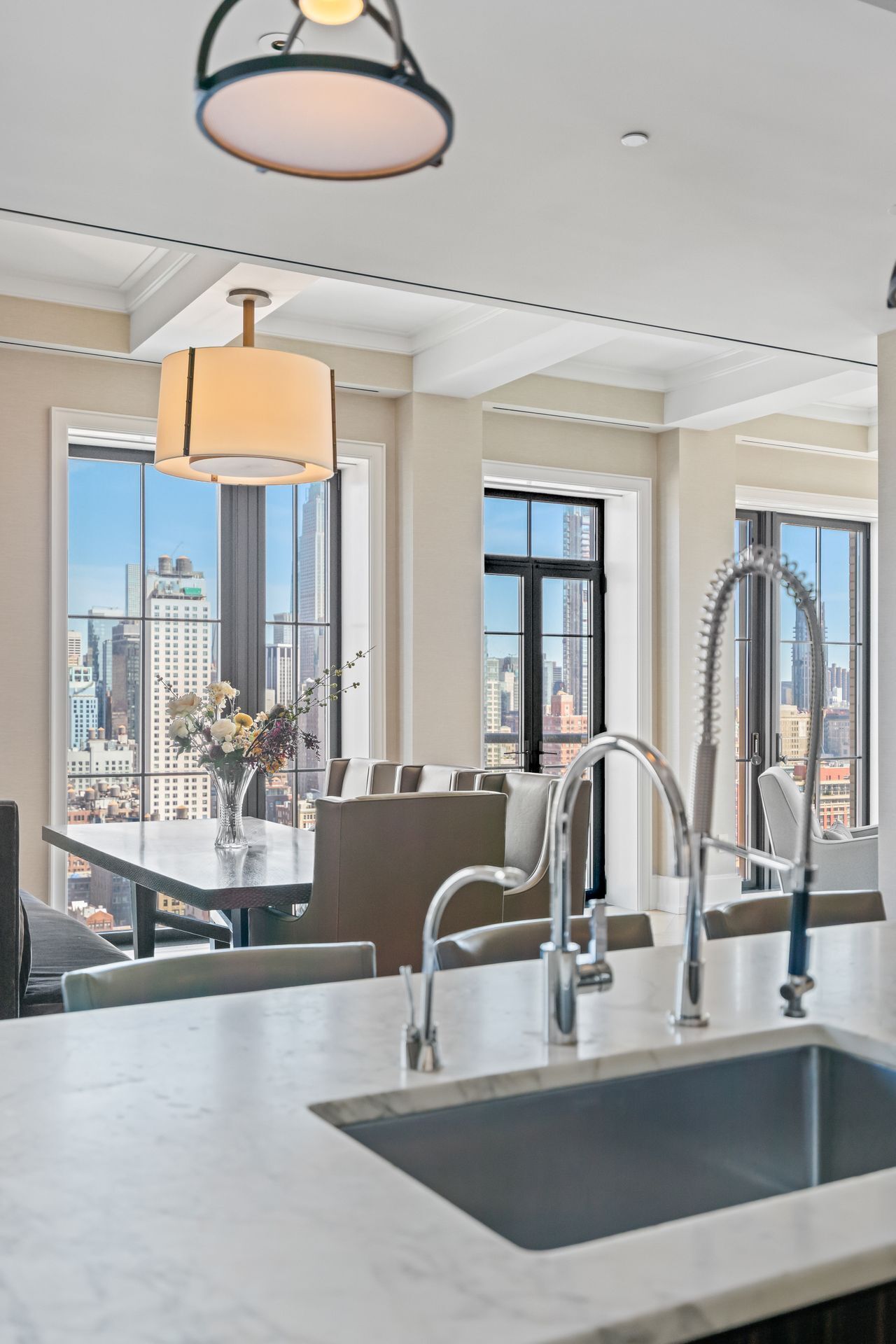 212 W 18th #Penthouse2 Manhattan, NY 10011