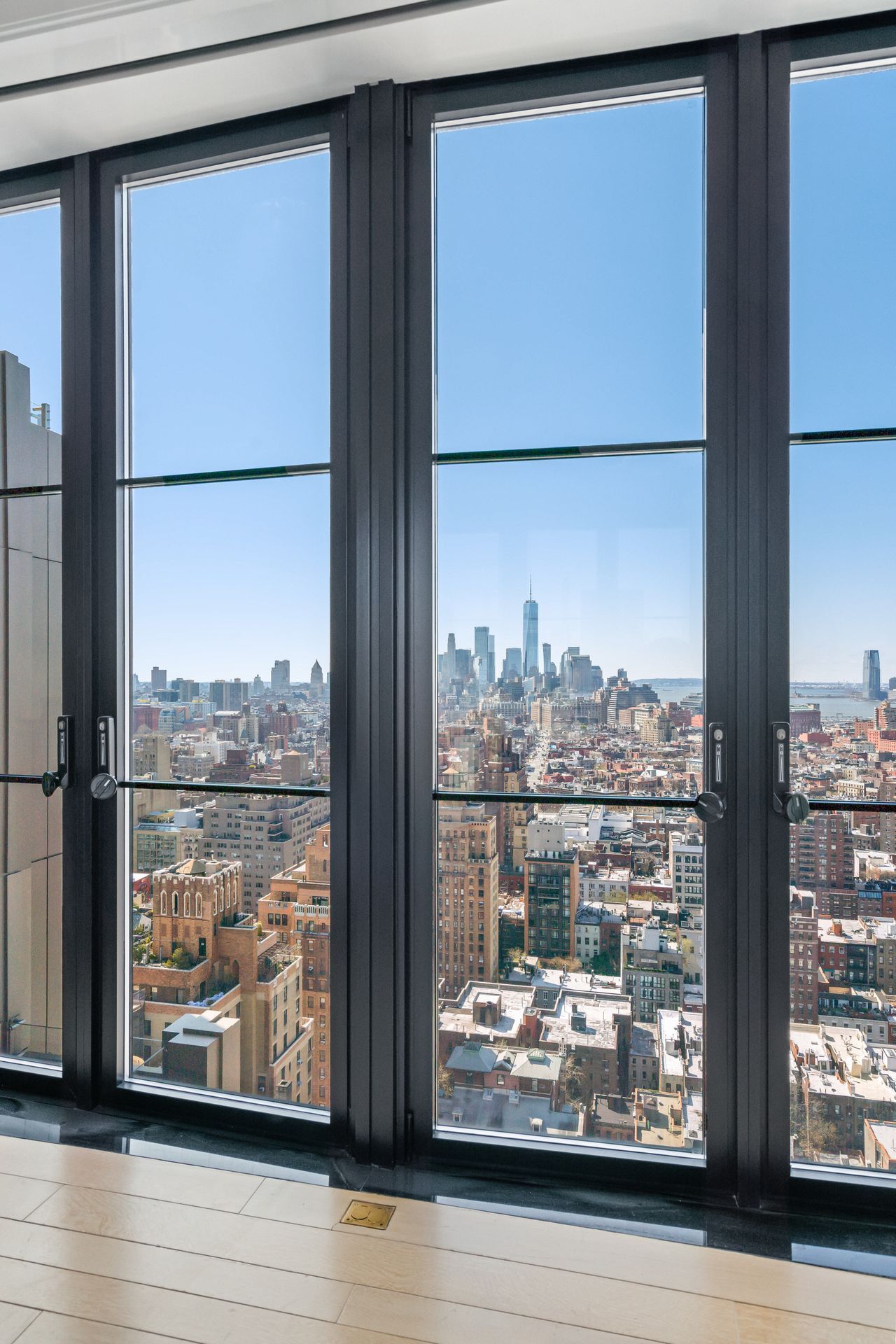 212 W 18th #Penthouse2 Manhattan, NY 10011