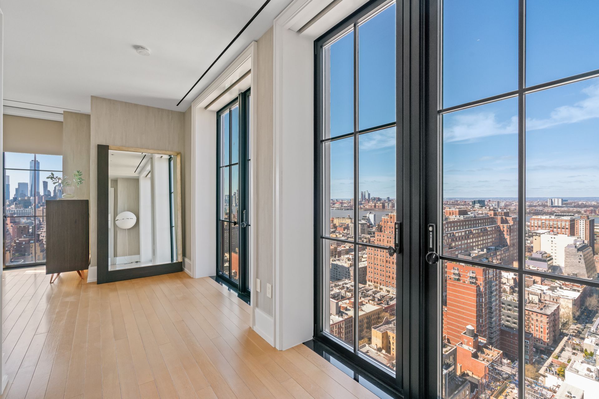 212 W 18th #Penthouse2 Manhattan, NY 10011