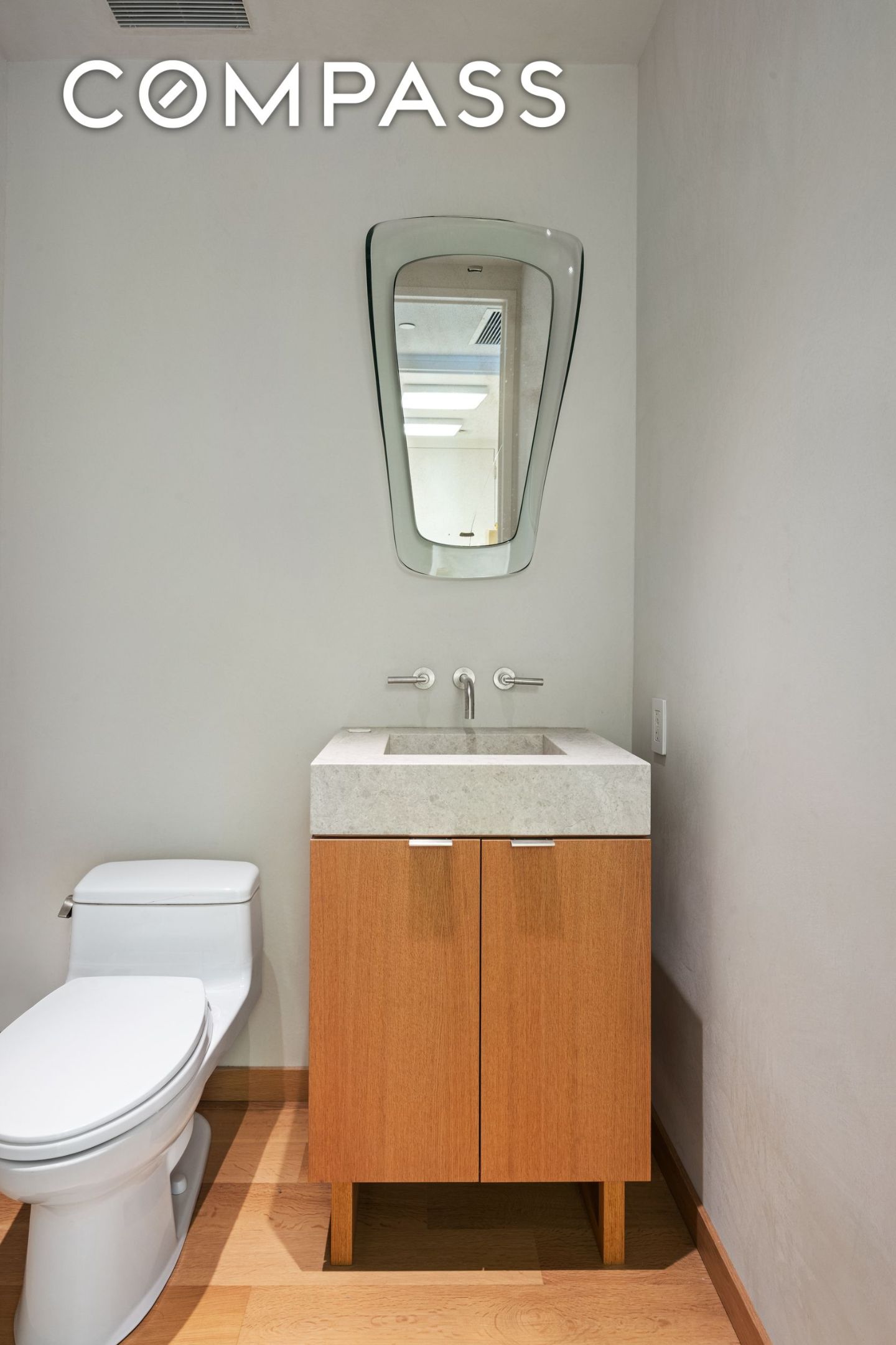 350 W Broadway #7 Manhattan, NY 10013