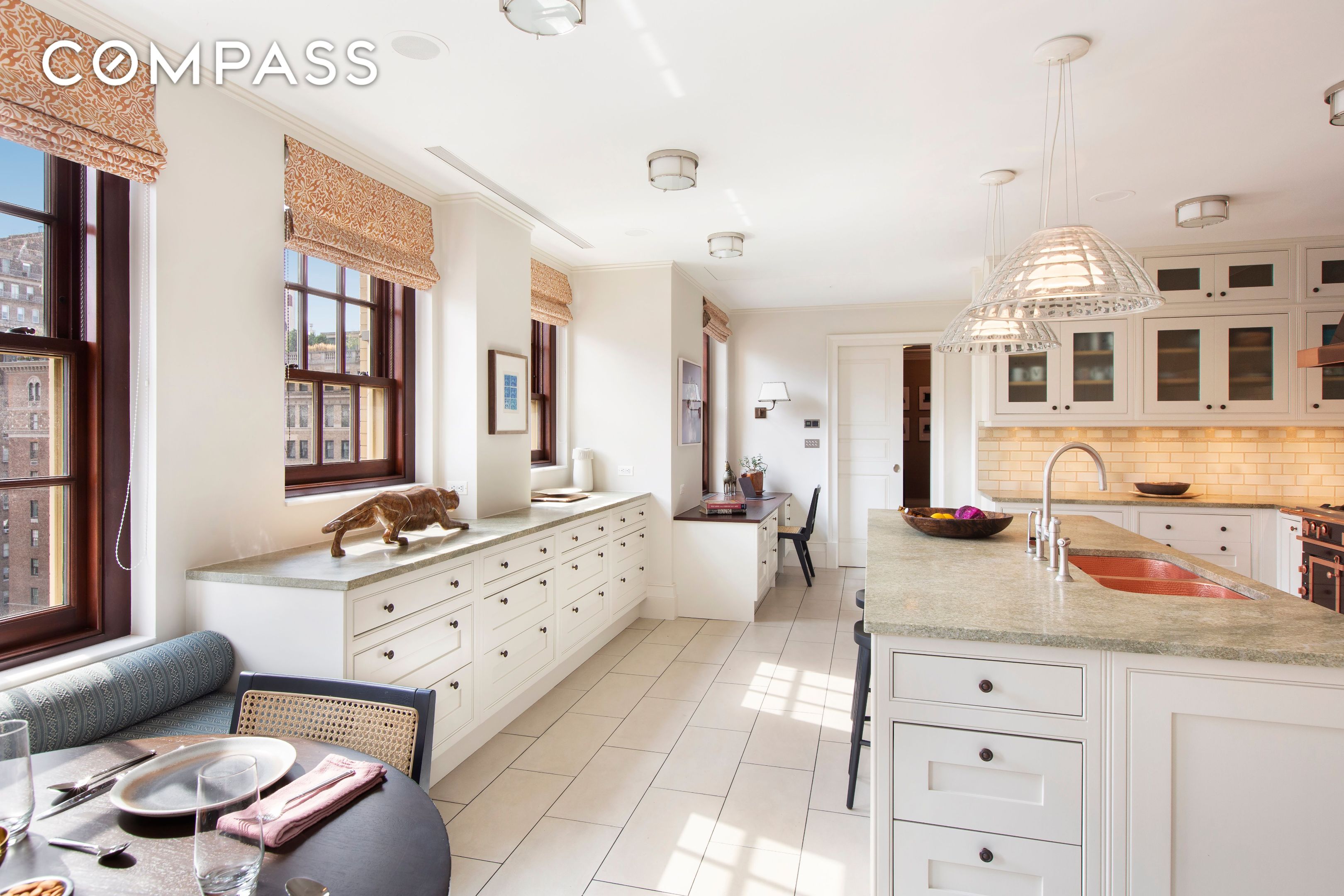 823 Park #PH Manhattan, NY 10021