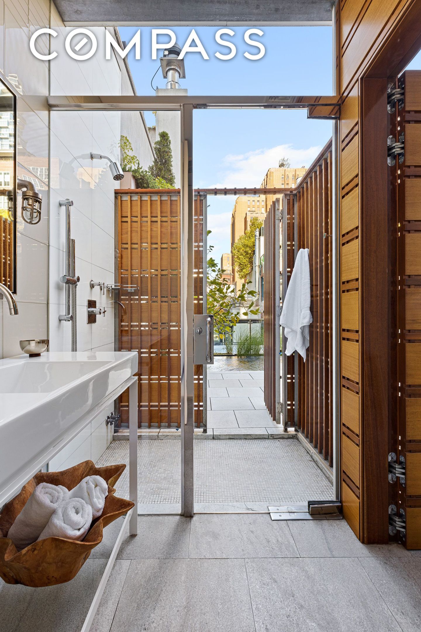 145 Reade Manhattan, NY 10013