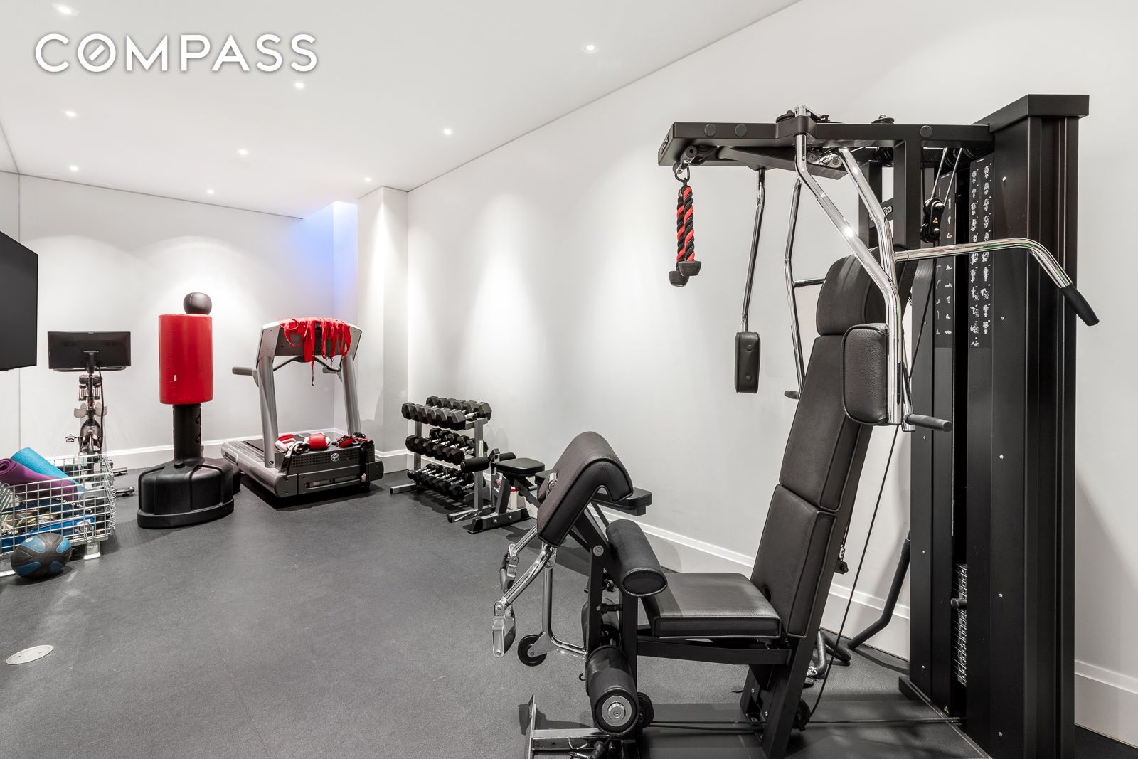 145 Reade Manhattan, NY 10013