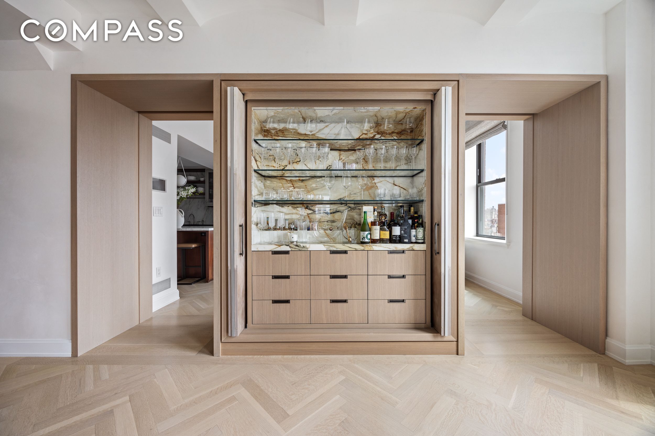 275 W 10th #9C Manhattan, NY 10014