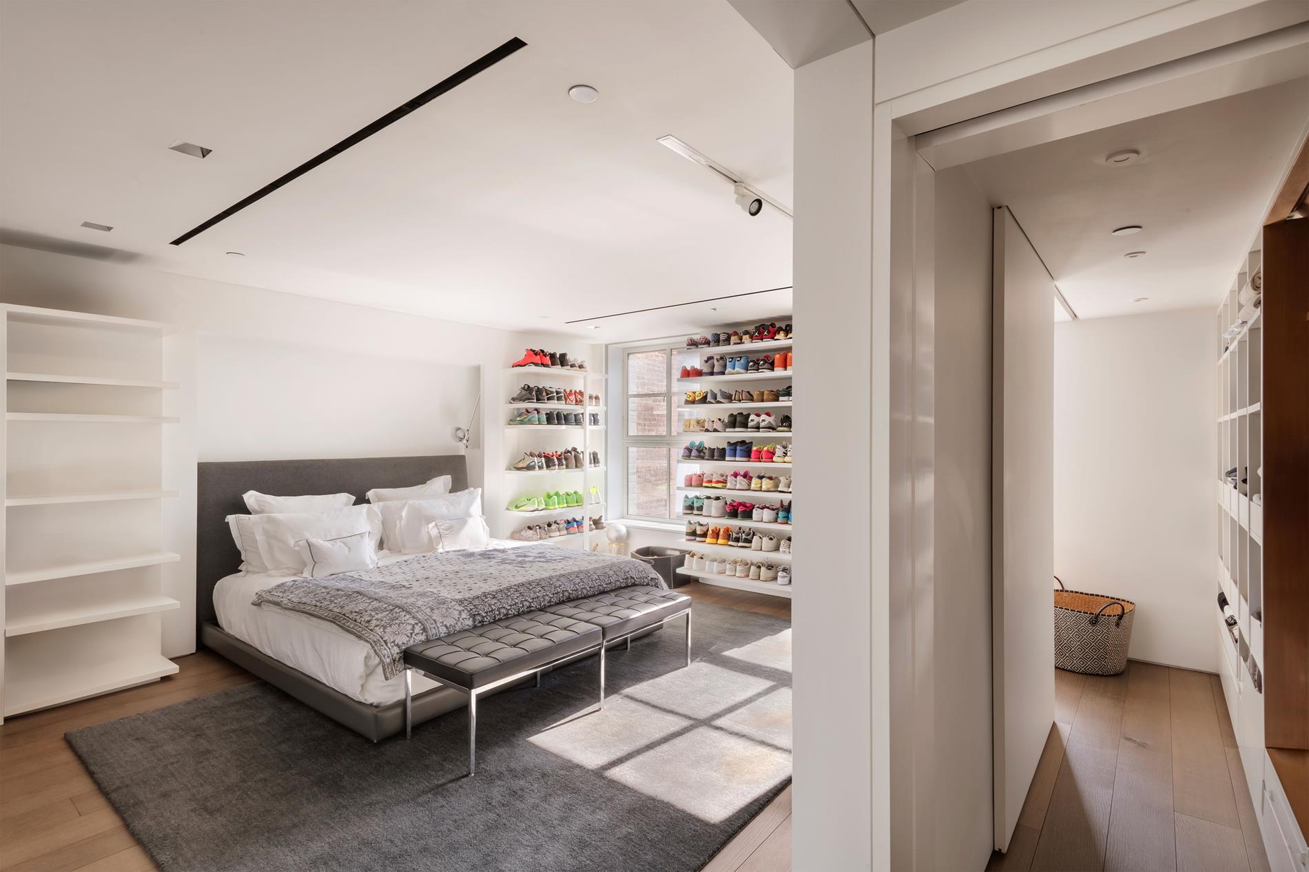 38-40 E 76th Manhattan, NY 10021