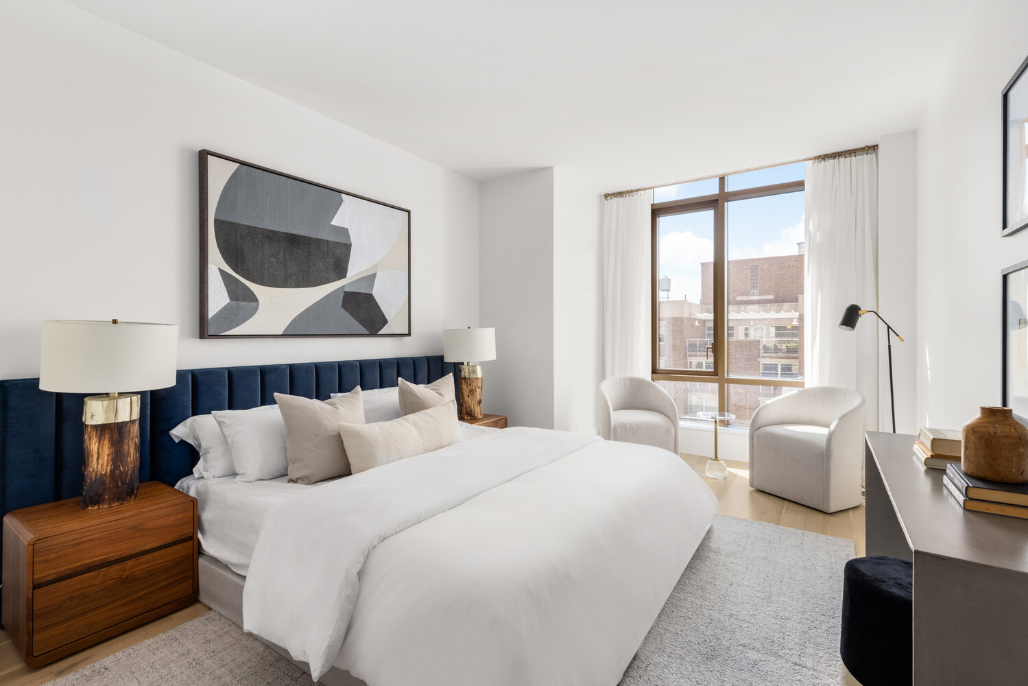 215 E 19th #6B Manhattan, NY 10003