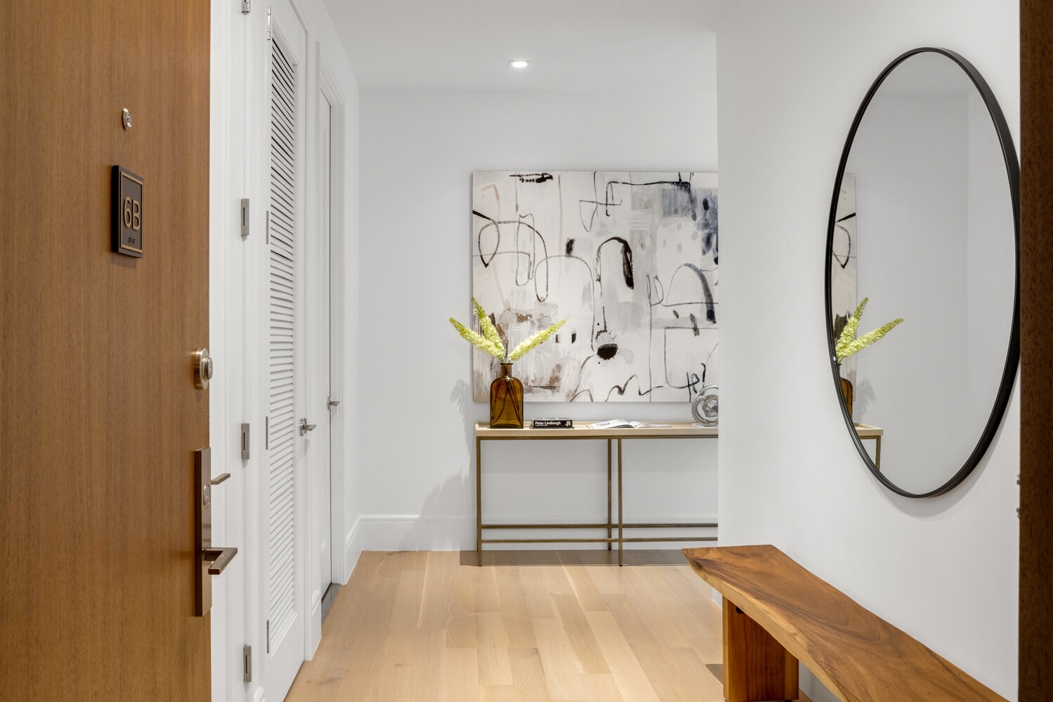 215 E 19th #6B Manhattan, NY 10003