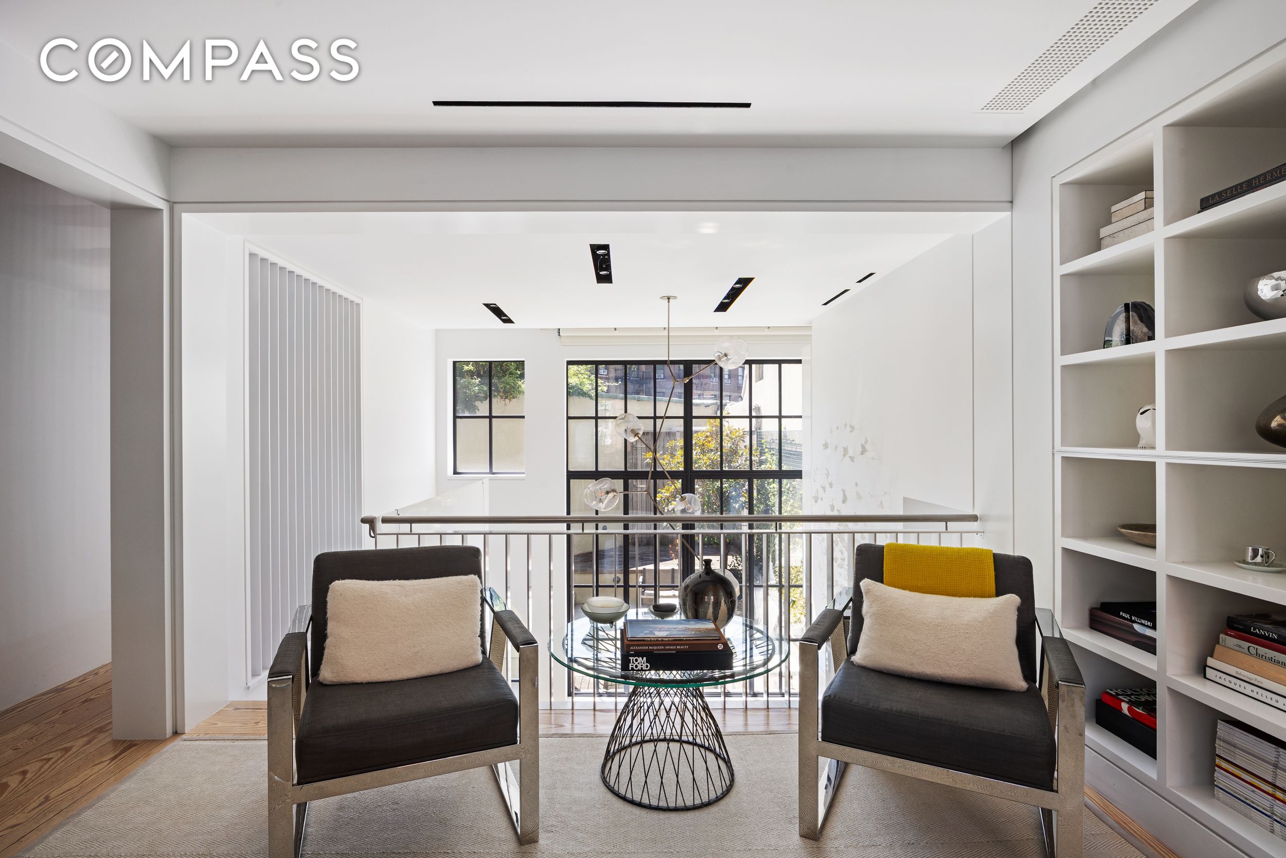 39 Barrow Manhattan, NY 10014