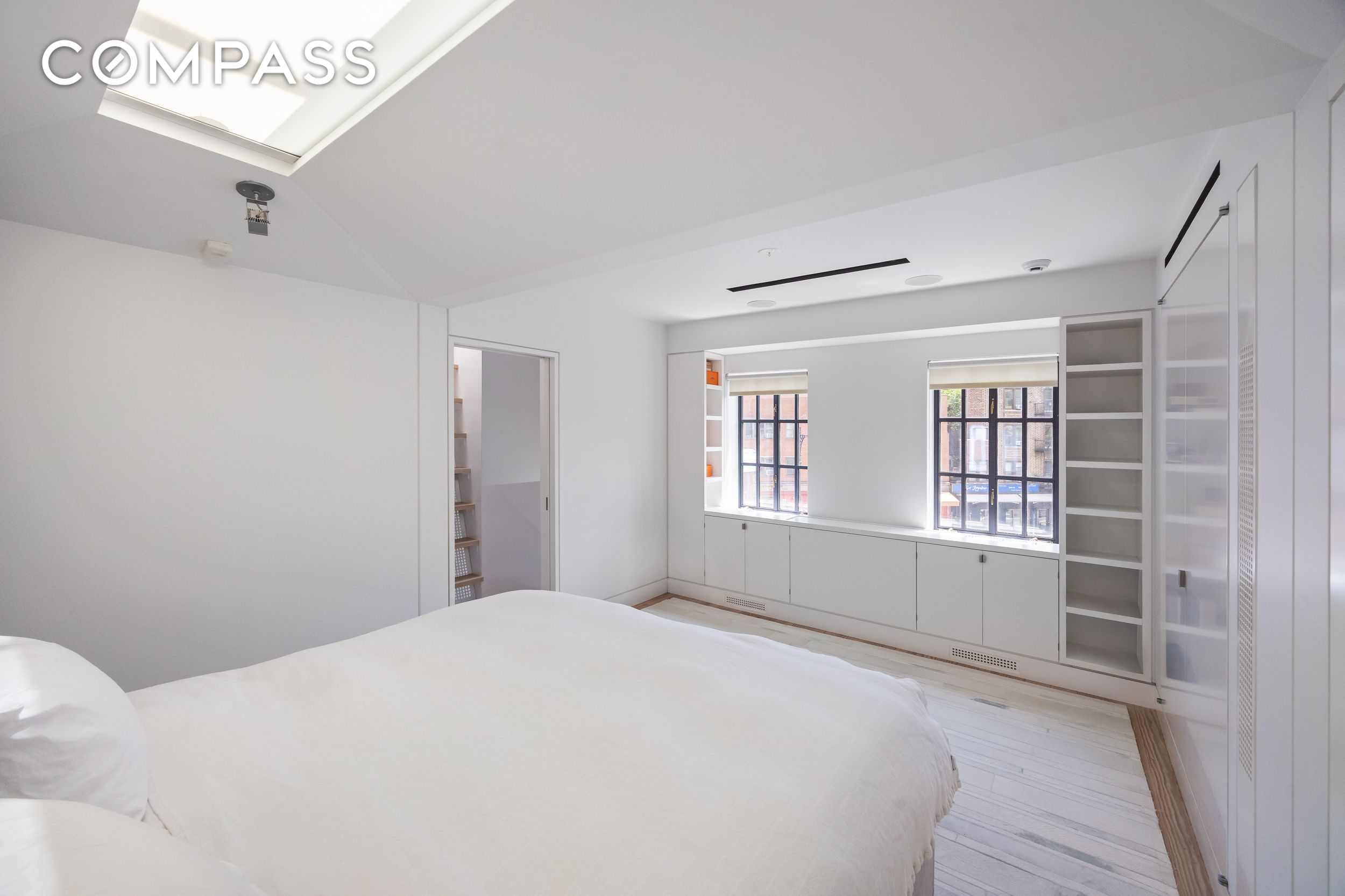 39 Barrow Manhattan, NY 10014