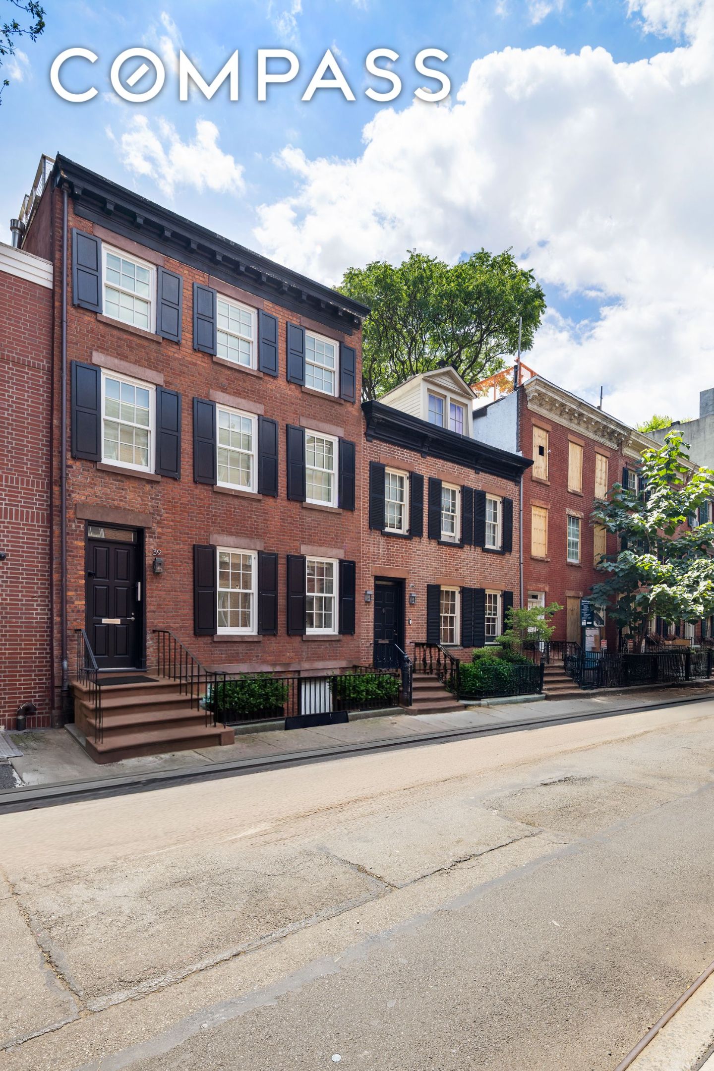 39 Barrow Manhattan, NY 10014