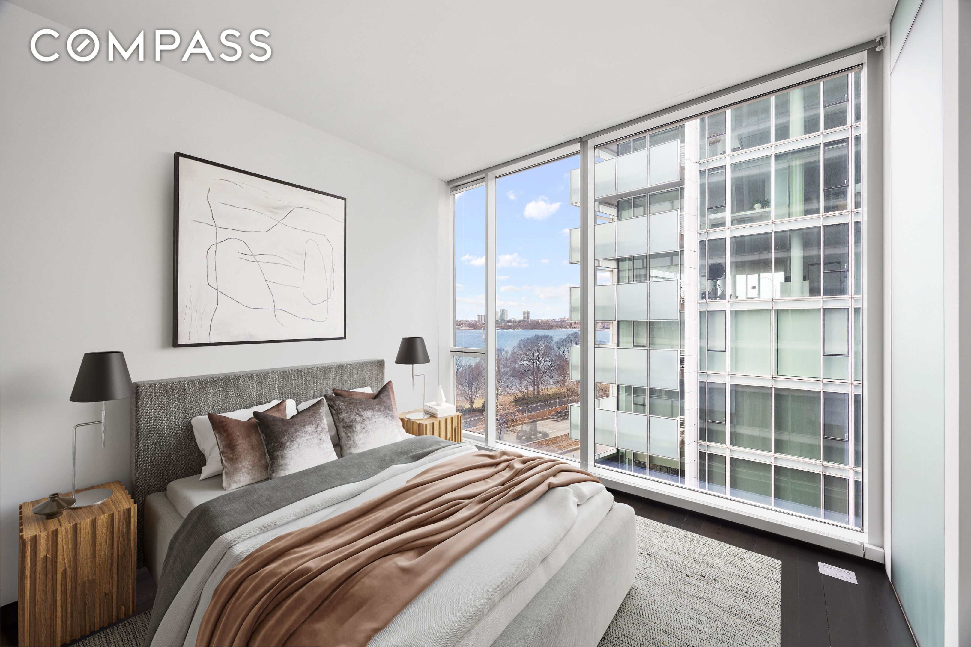 165 Charles #14 Manhattan, NY 10014