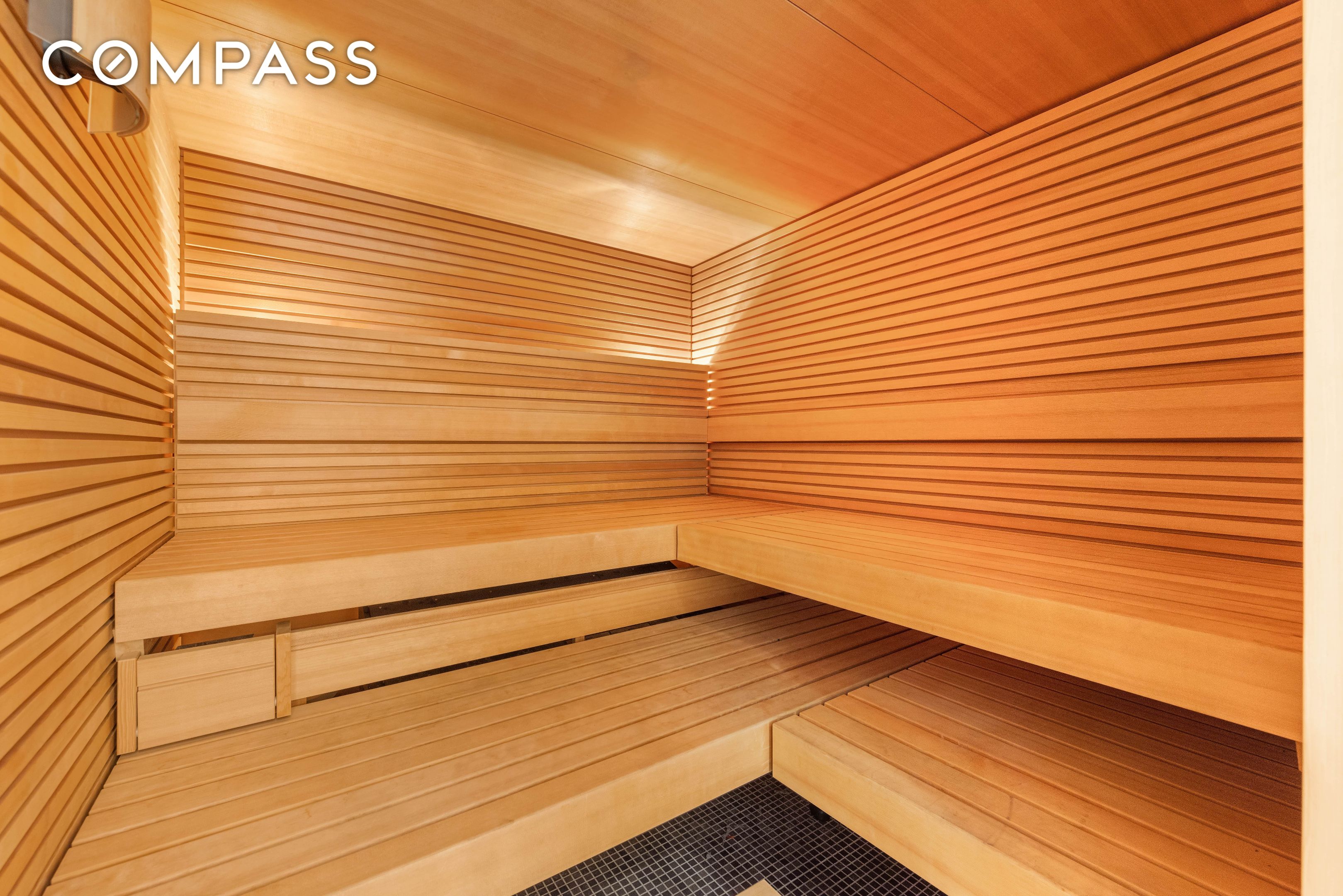 165 Charles #14 Manhattan, NY 10014