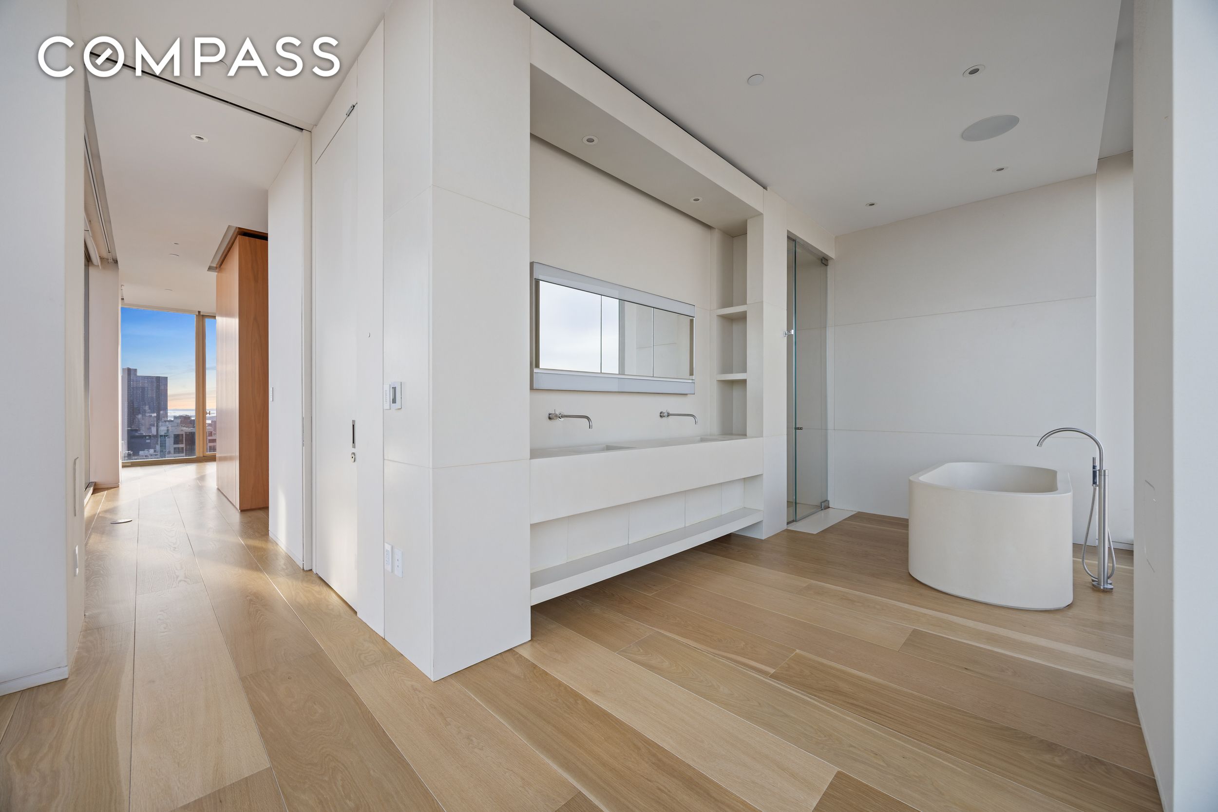 215 Chrystie #PH3 Manhattan, NY 10002