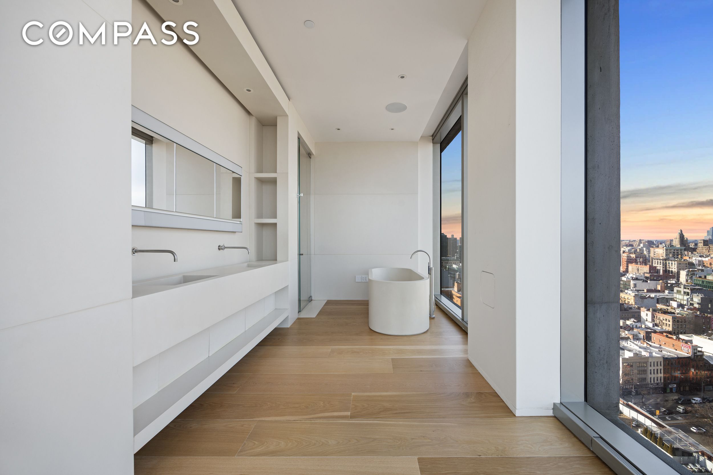 215 Chrystie #PH3 Manhattan, NY 10002