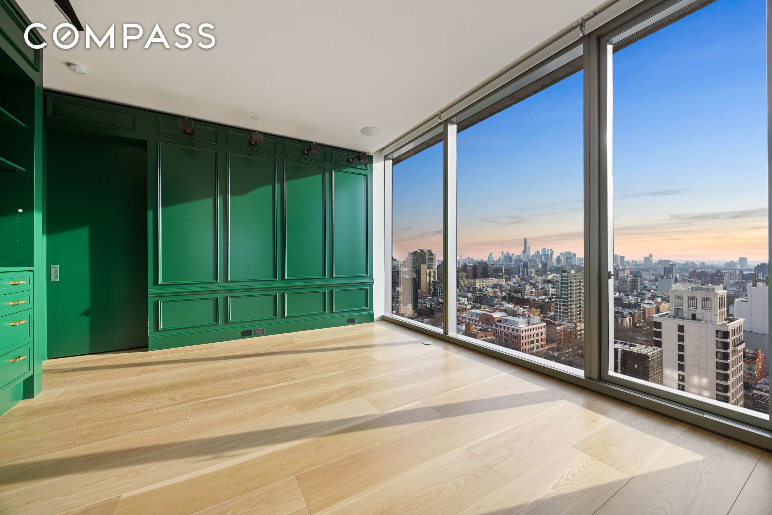 215 Chrystie #PH3 Manhattan, NY 10002