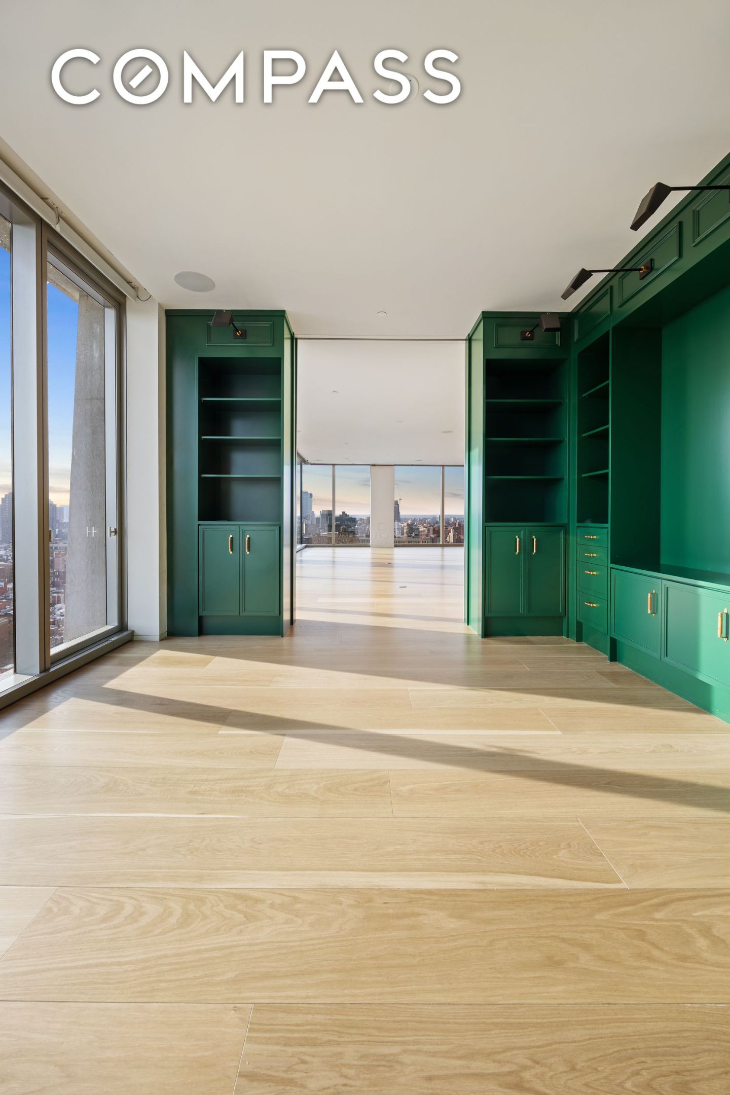 215 Chrystie #PH3 Manhattan, NY 10002