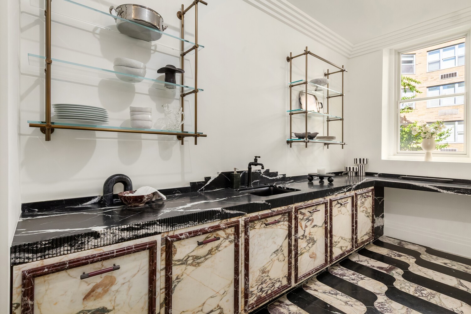 125 E 65th Manhattan, NY 10065