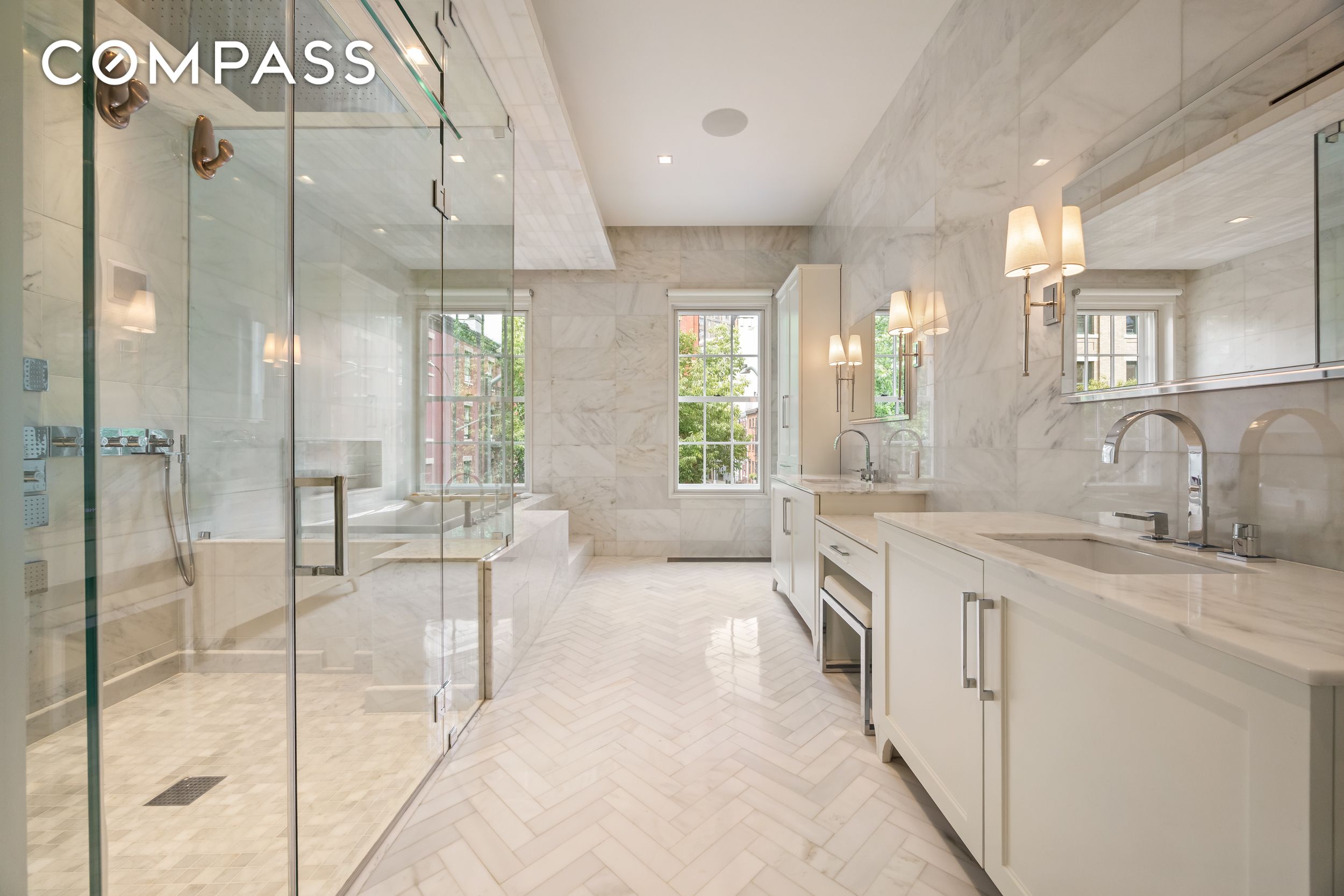 146 Waverly Manhattan, NY 10014