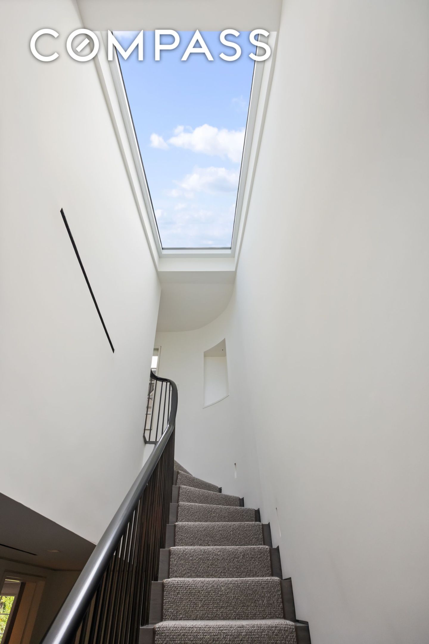 146 Waverly Manhattan, NY 10014