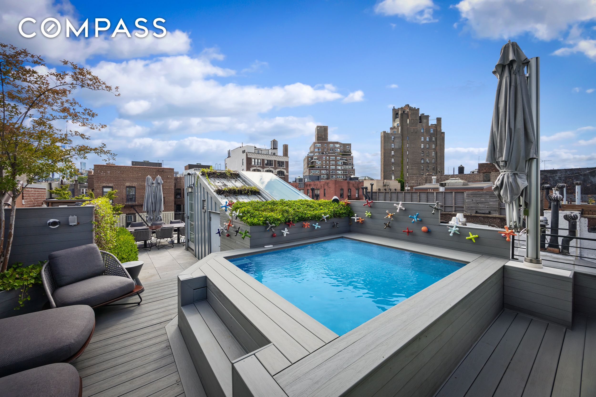 146 Waverly Manhattan, NY 10014