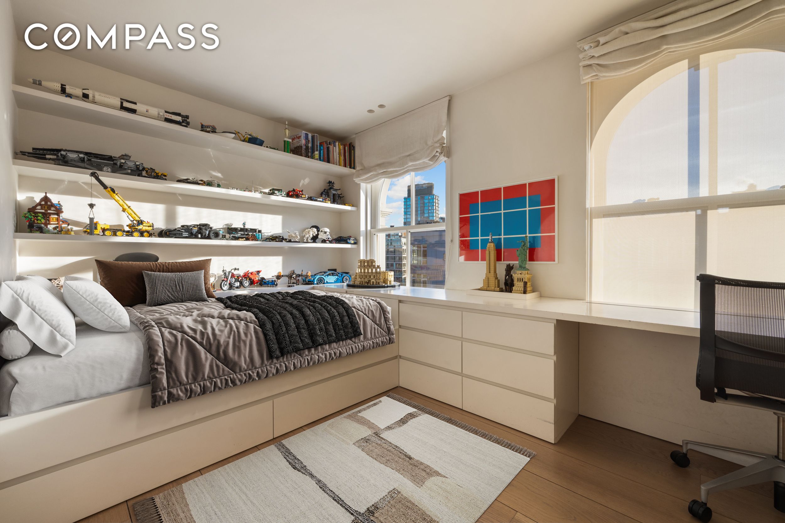 54 Bond #PH Manhattan, NY 10012