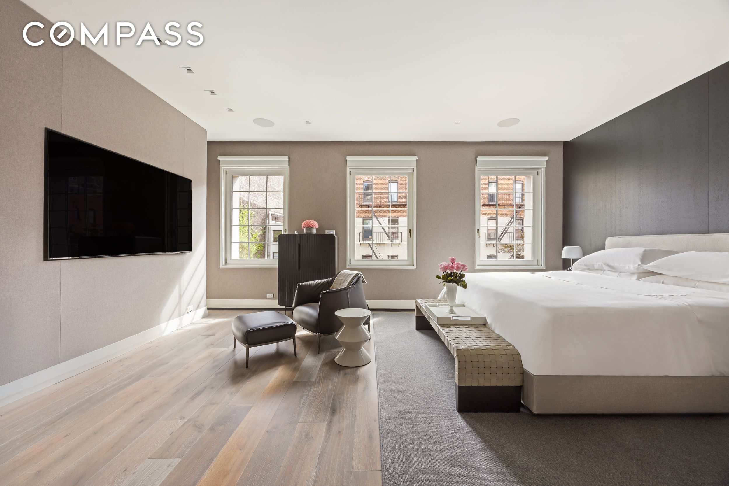 146 Waverly Manhattan, NY 10014