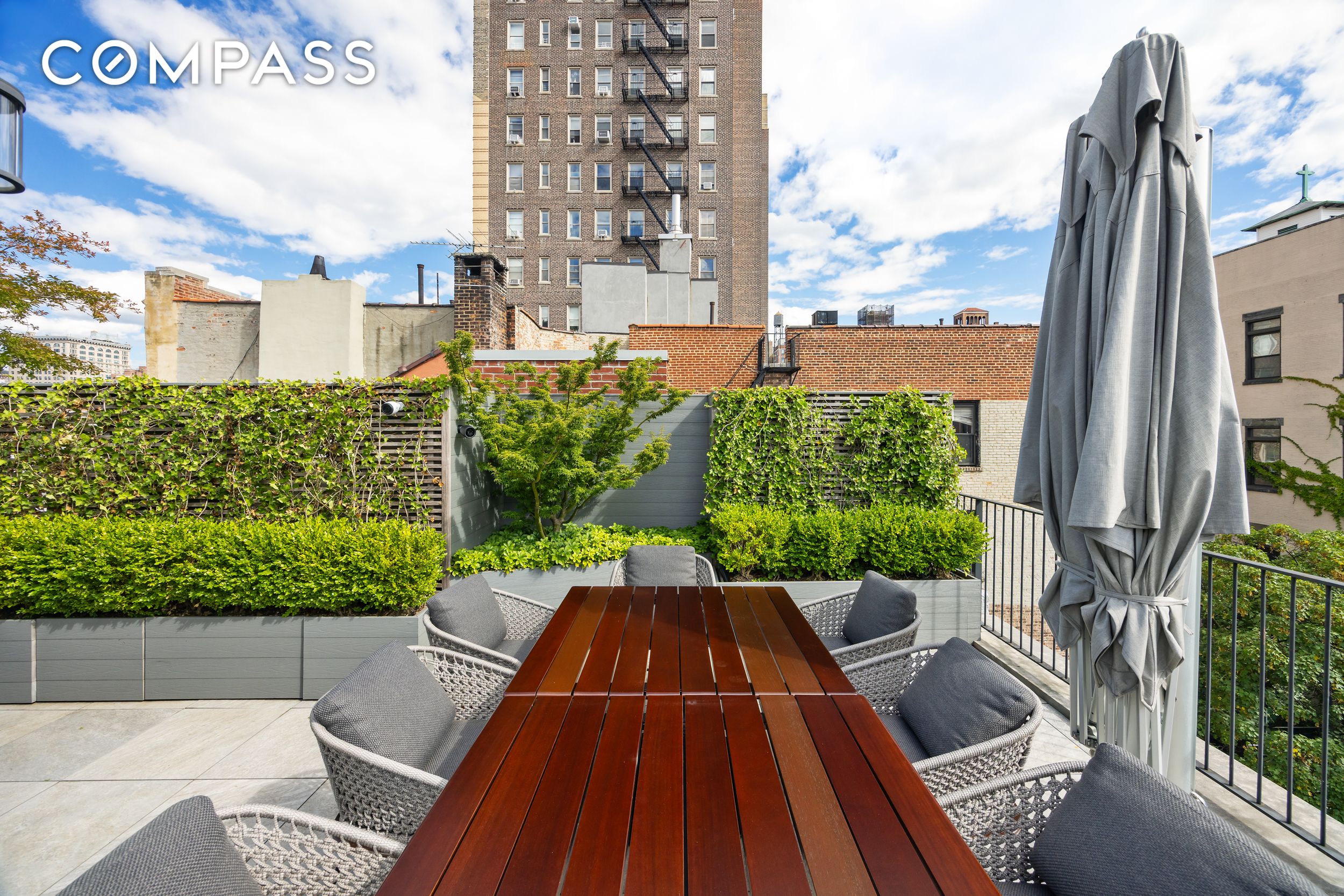 146 Waverly Manhattan, NY 10014