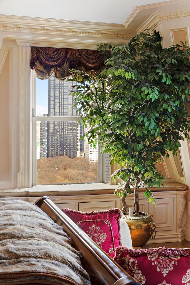 1 Central #1701/04/06 Manhattan, NY 10019