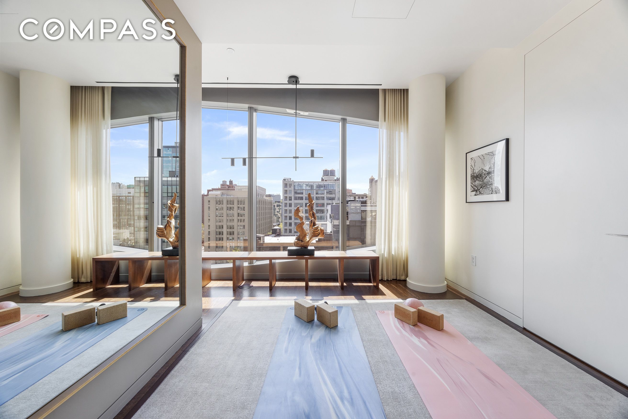 520 W 28th #PH37 Manhattan, NY 10001