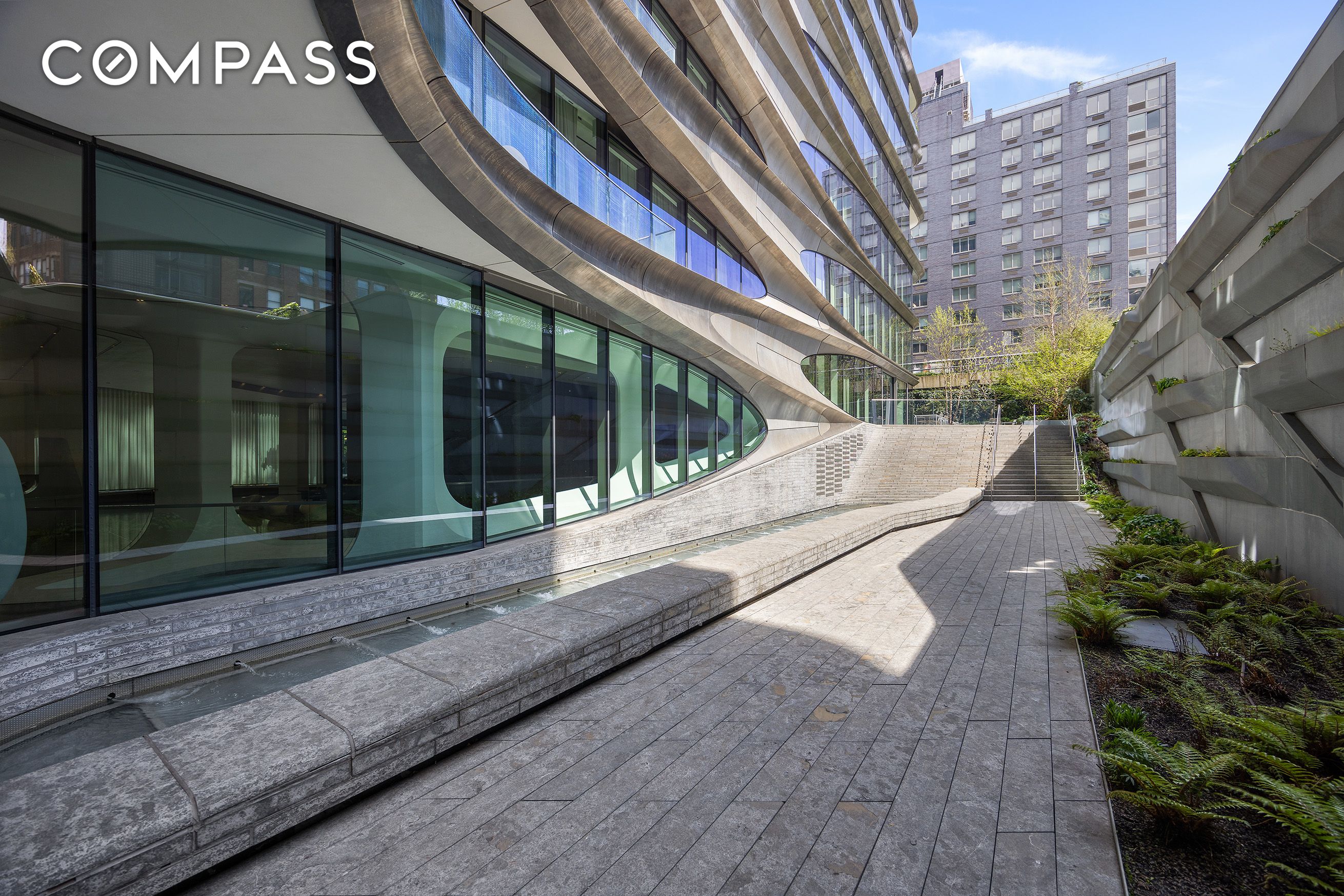 520 W 28th #PH37 Manhattan, NY 10001