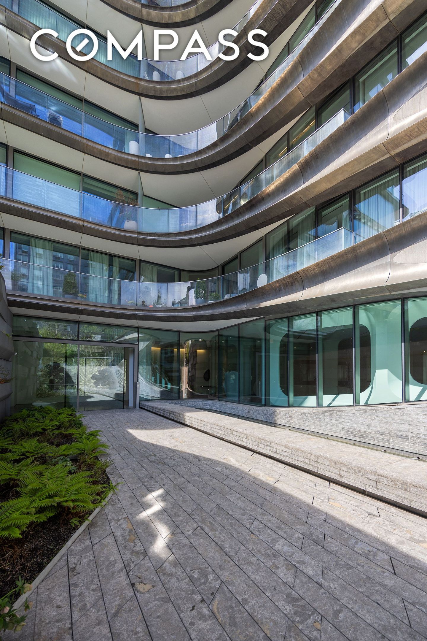 520 W 28th #PH37 Manhattan, NY 10001