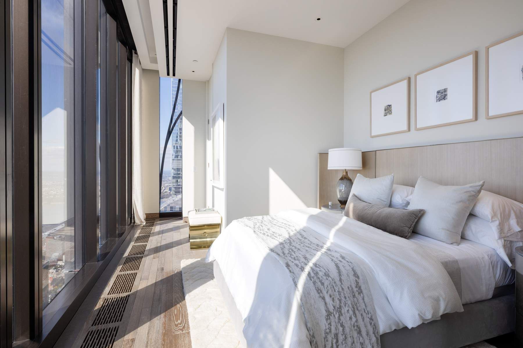 111 W 57th #PH76 Manhattan, NY 10019