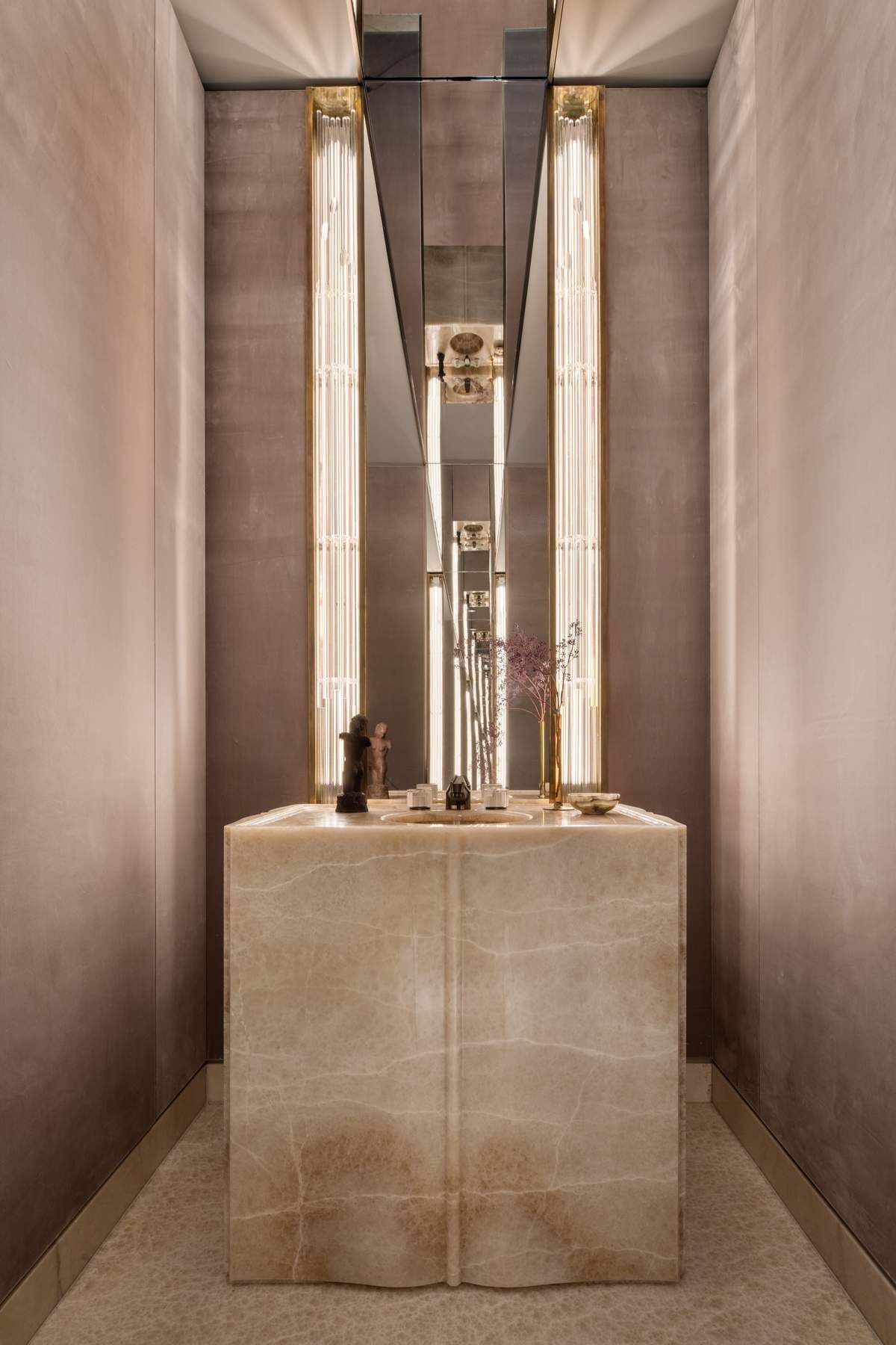 111 W 57th #PH76 Manhattan, NY 10019