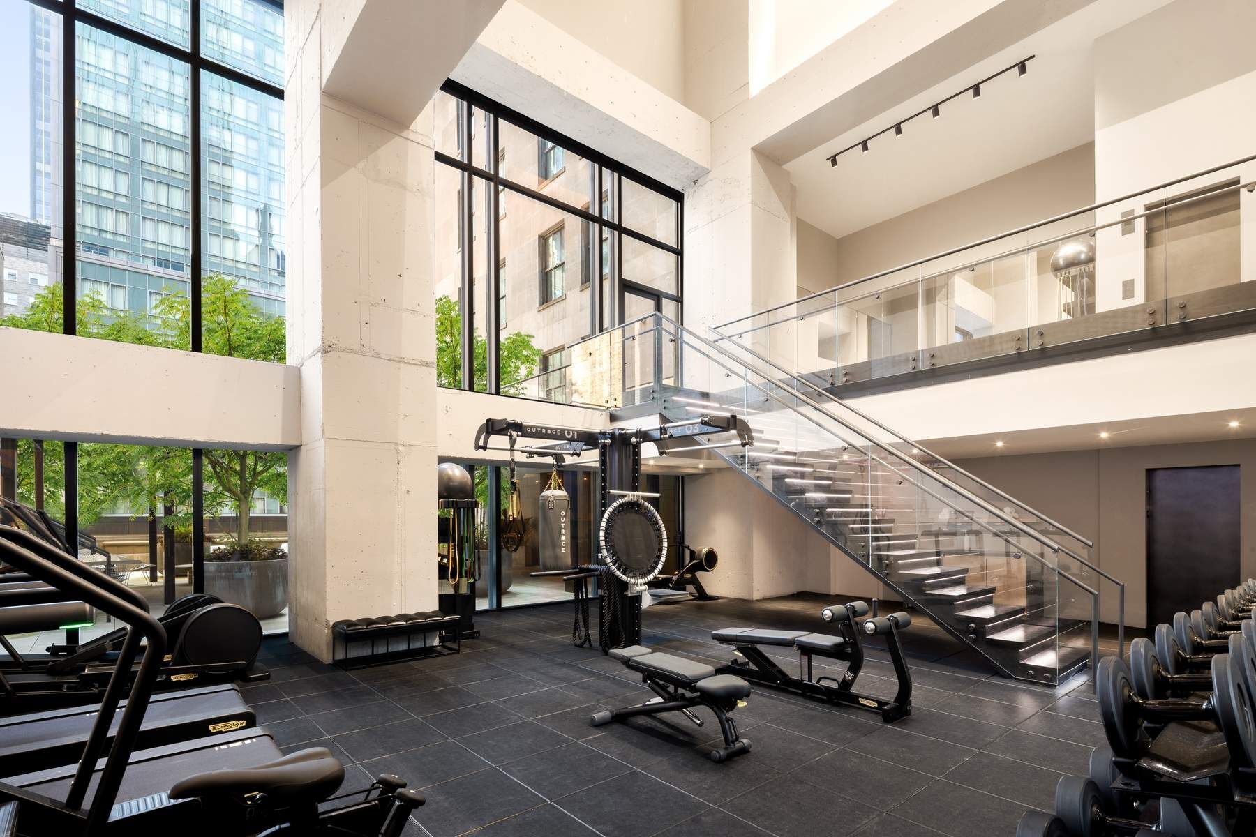 111 W 57th #PH76 Manhattan, NY 10019