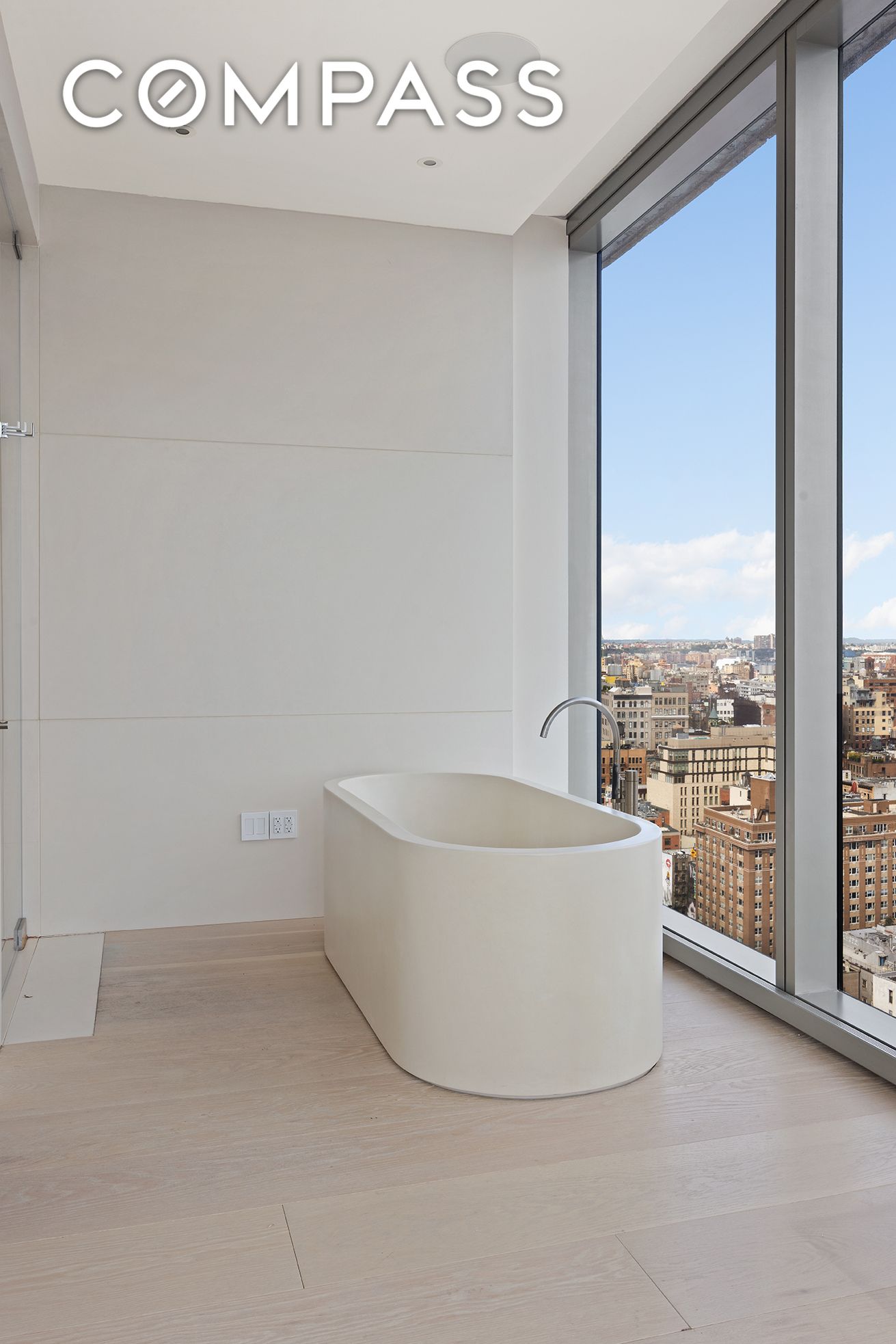 215 Chrystie #PH3 Manhattan, NY 10002