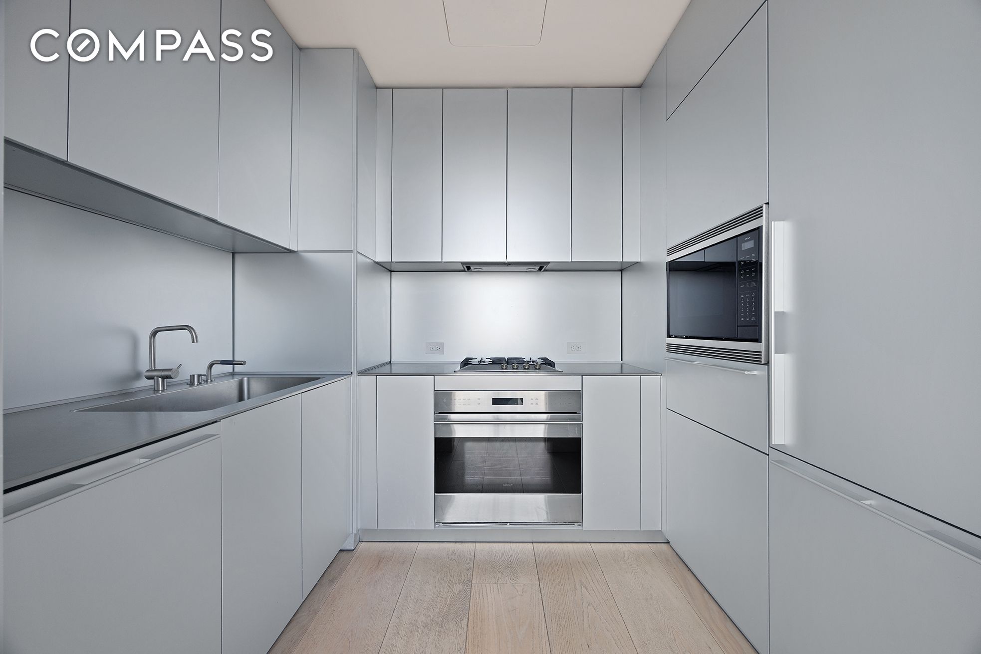 215 Chrystie #PH3 Manhattan, NY 10002